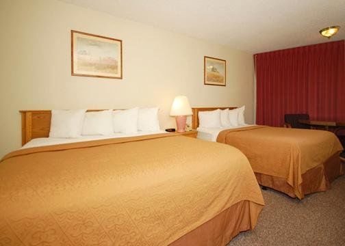 Quality Inn Omaha Room photo