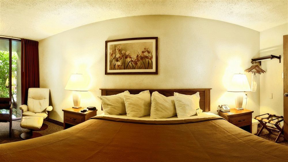 Quality Inn Omaha Exterior photo