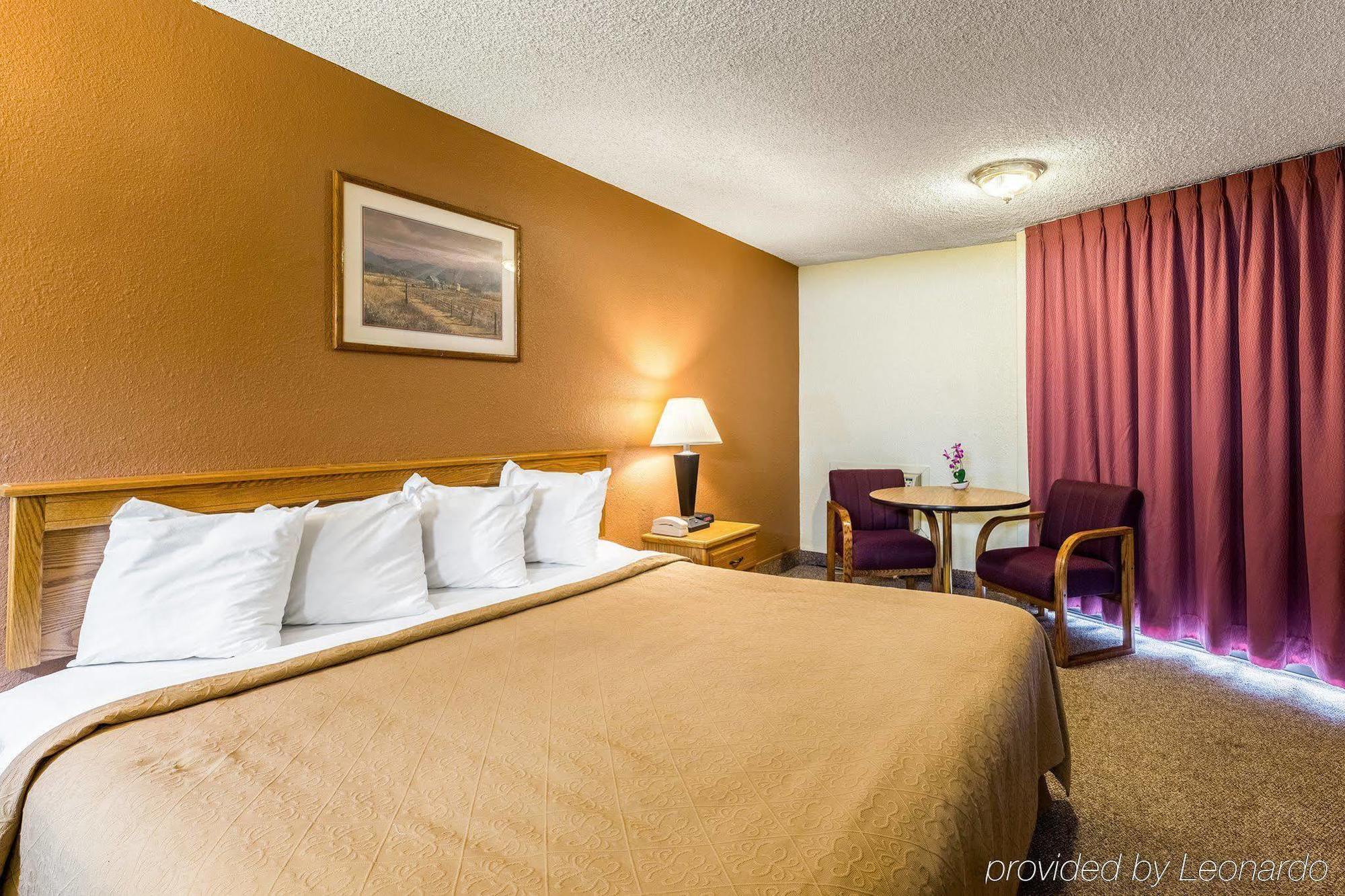 Quality Inn Omaha Exterior photo