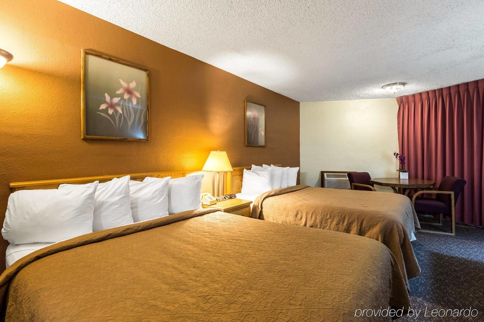 Quality Inn Omaha Exterior photo